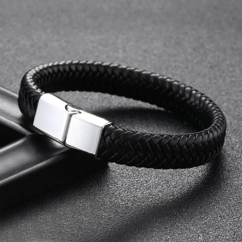 Bracelet Orion – Cuir tressé & fermoir magnétique