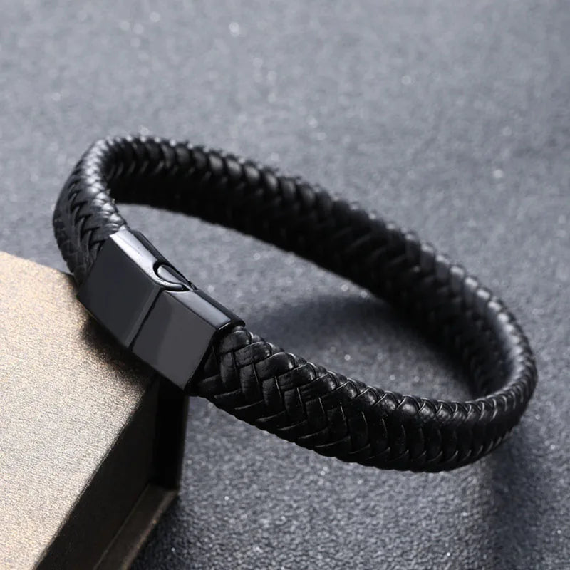 Bracelet Orion – Cuir tressé & fermoir magnétique